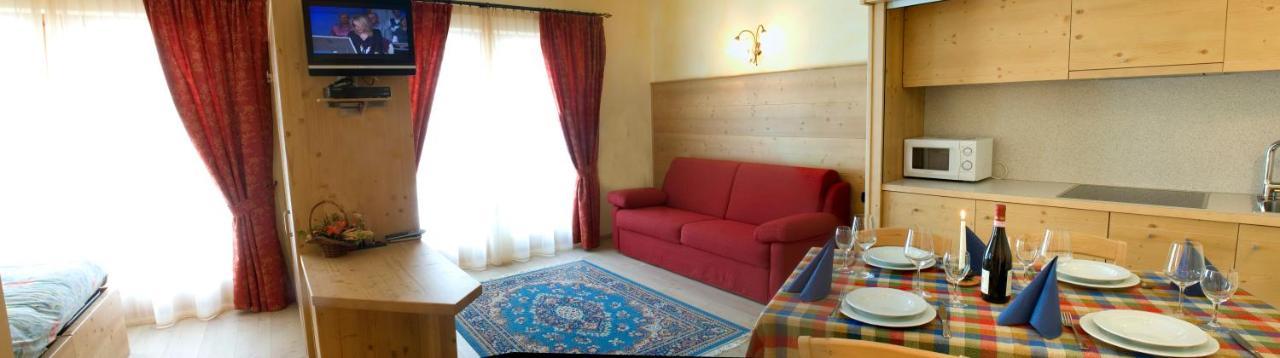 Hotel La Tea Лівіньо Екстер'єр фото