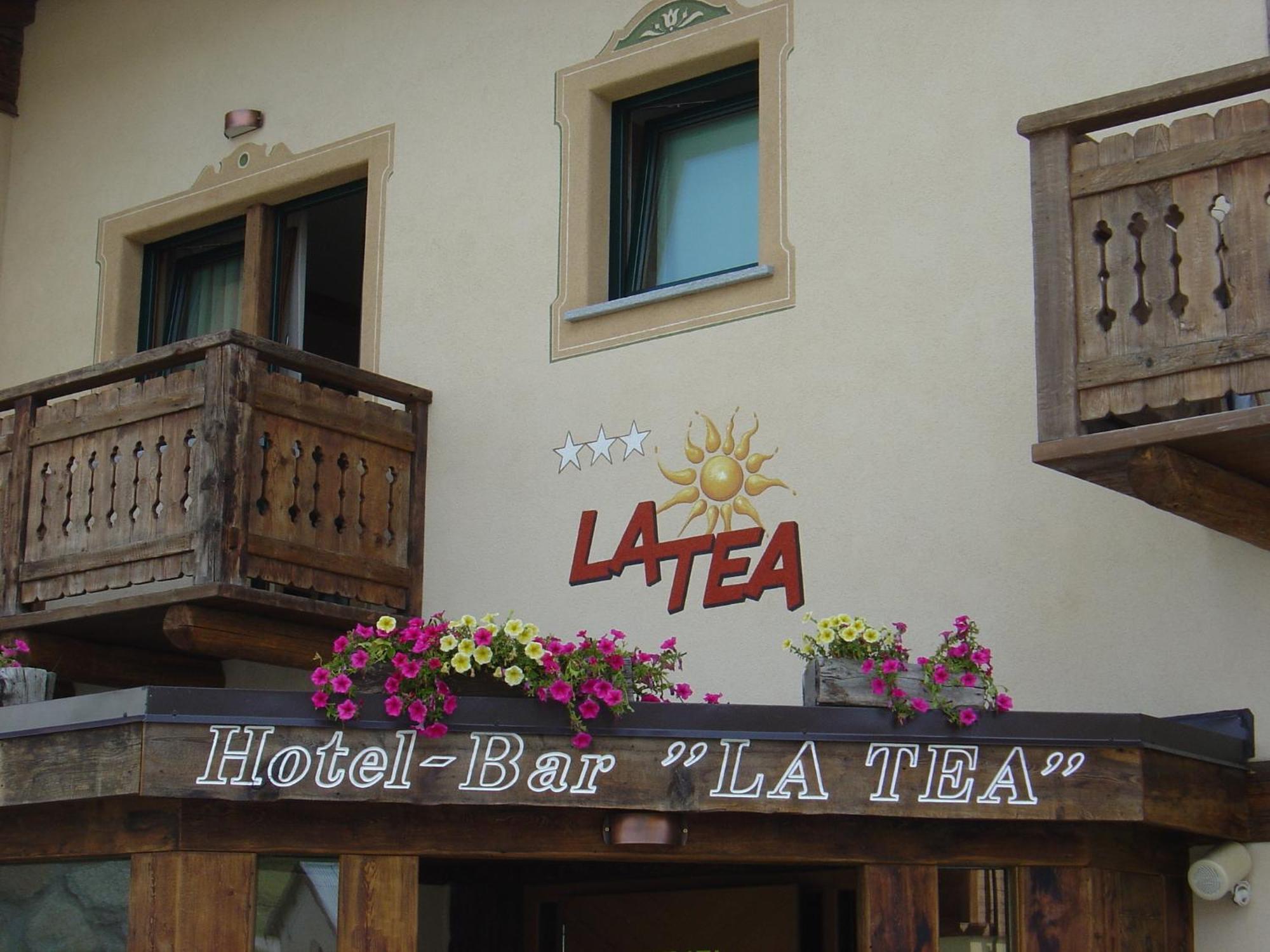 Hotel La Tea Лівіньо Екстер'єр фото