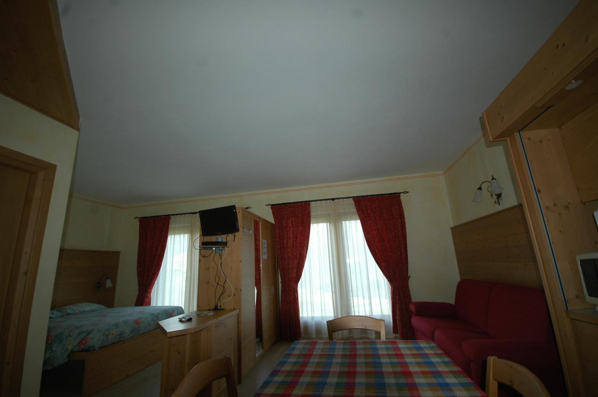 Hotel La Tea Лівіньо Номер фото